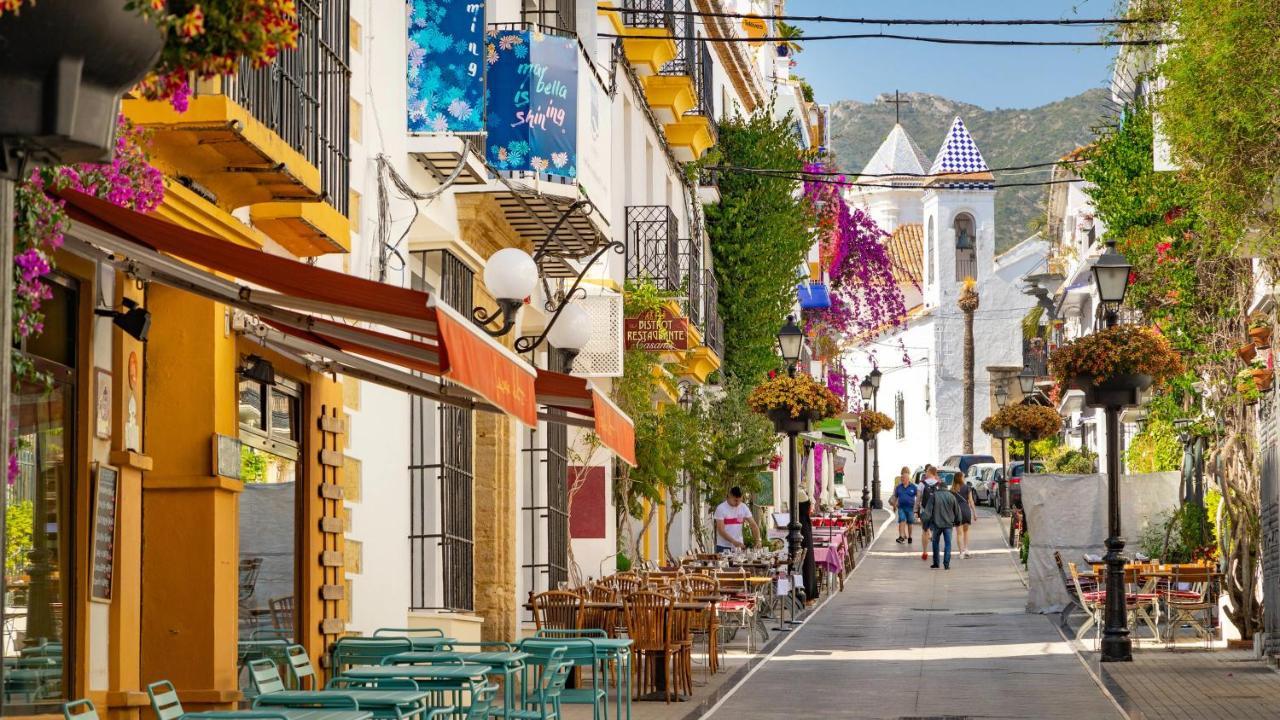 Idyllic Townhouse In Marbella Old Town Villa Exteriör bild